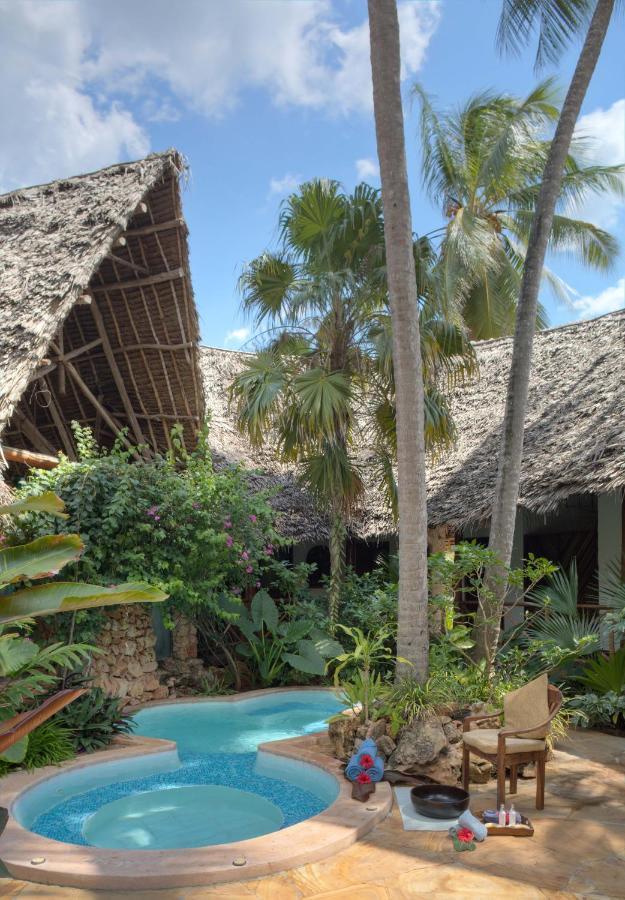 Sultan Sands Island & Hotel Kiwengwa (Zanzibar)